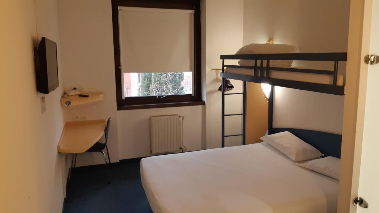 Kyriad Direct Montauban Centre Buitenkant foto