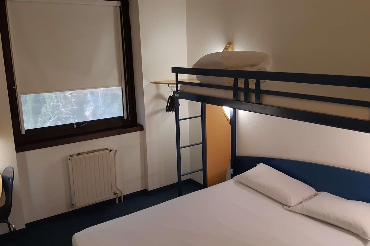 Kyriad Direct Montauban Centre Buitenkant foto