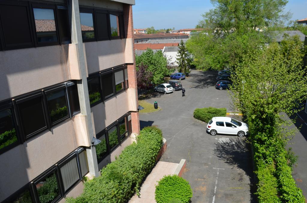 Kyriad Direct Montauban Centre Buitenkant foto